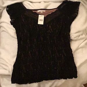 CAbi 503 The Lace Top Ebony